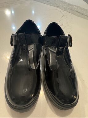 Girls' Black Patent T-Strap Dress Shoes with Buckle